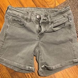 American Eagle shorts size 0 midi